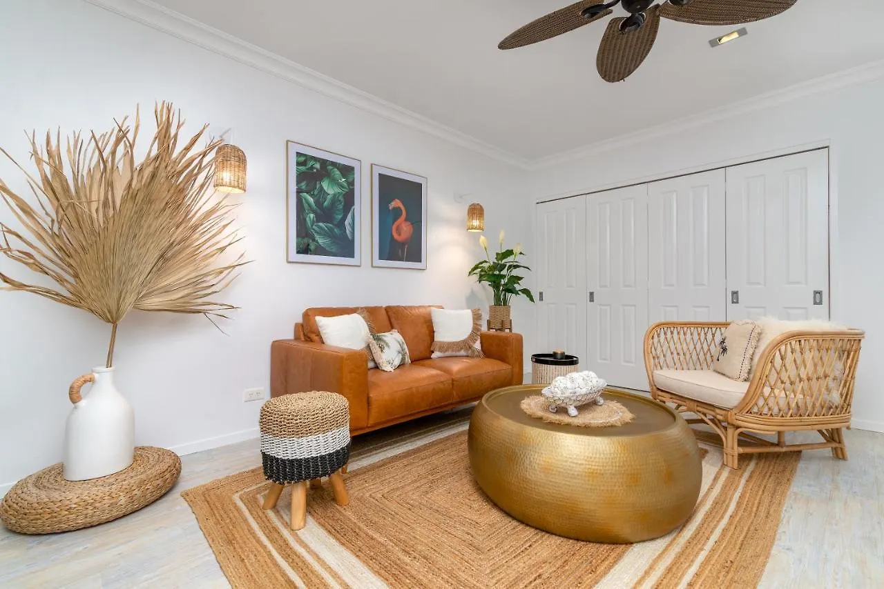 Boho Bliss In The Best Position In Town, King Bed, 2 Pools, Free Wifi And Undercover Parking Port Douglas 0*,  Australia